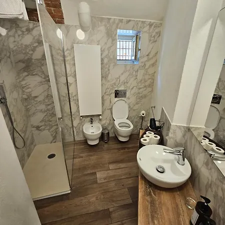 Bilocale In Centro Storico! Appartement Alba  Buitenkant foto